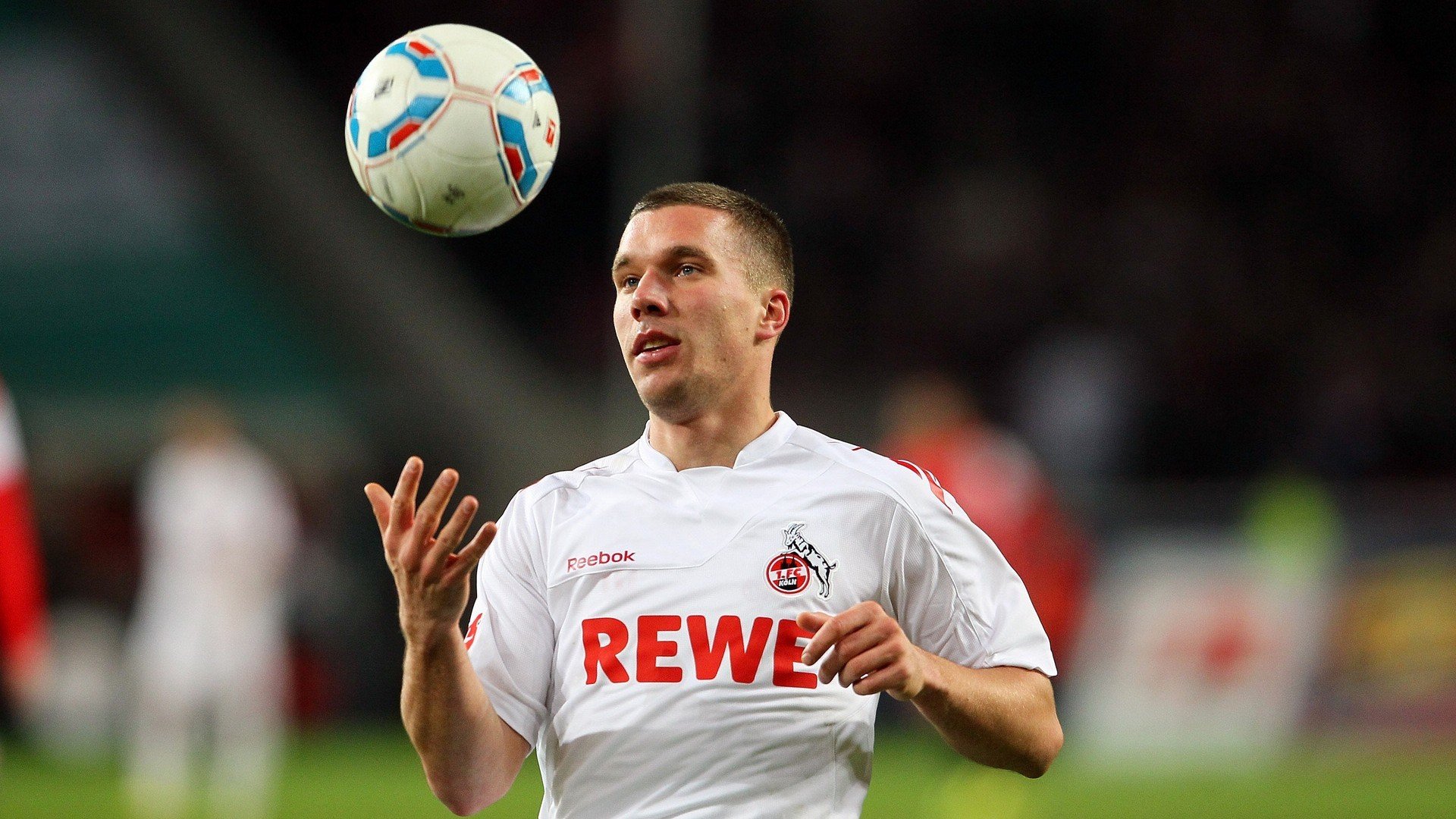 世界杯:城市安全部门公布“看球堵车热点地图” 建议提前绕行